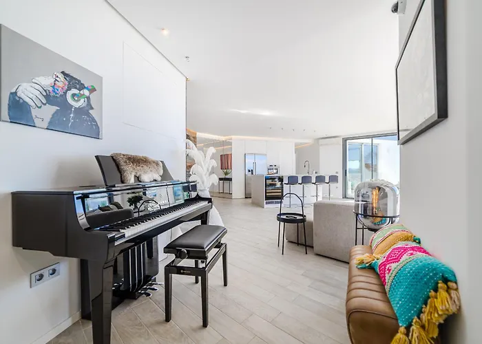 White Haven - Ocean View, Airco, Heated Pool 아파트 아데제