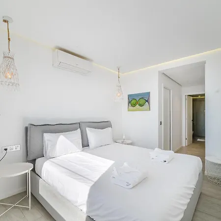 White Haven - Ocean View - Ac - Heated Pool - Lounge Area *