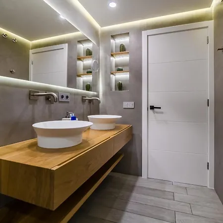 White Haven - Ocean View, Airco, Heated Pool Апартаменты Адехе