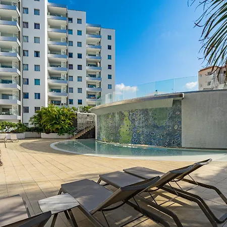 Апартаменты White Haven - Ocean View, Airco, Heated Pool *