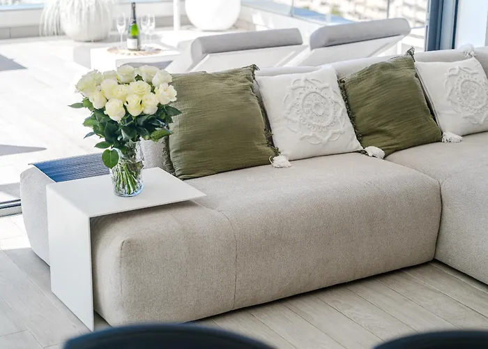 Apartment White Haven - Ocean View, Airco, Heated Pool *