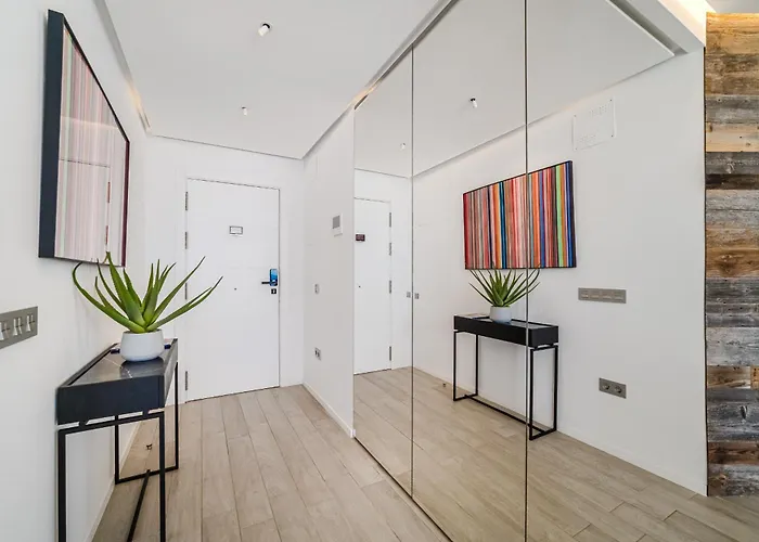 White Haven - Ocean View, Airco, Heated Pool Apartment